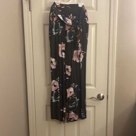 Wide leg pants - Picture 1 of 4